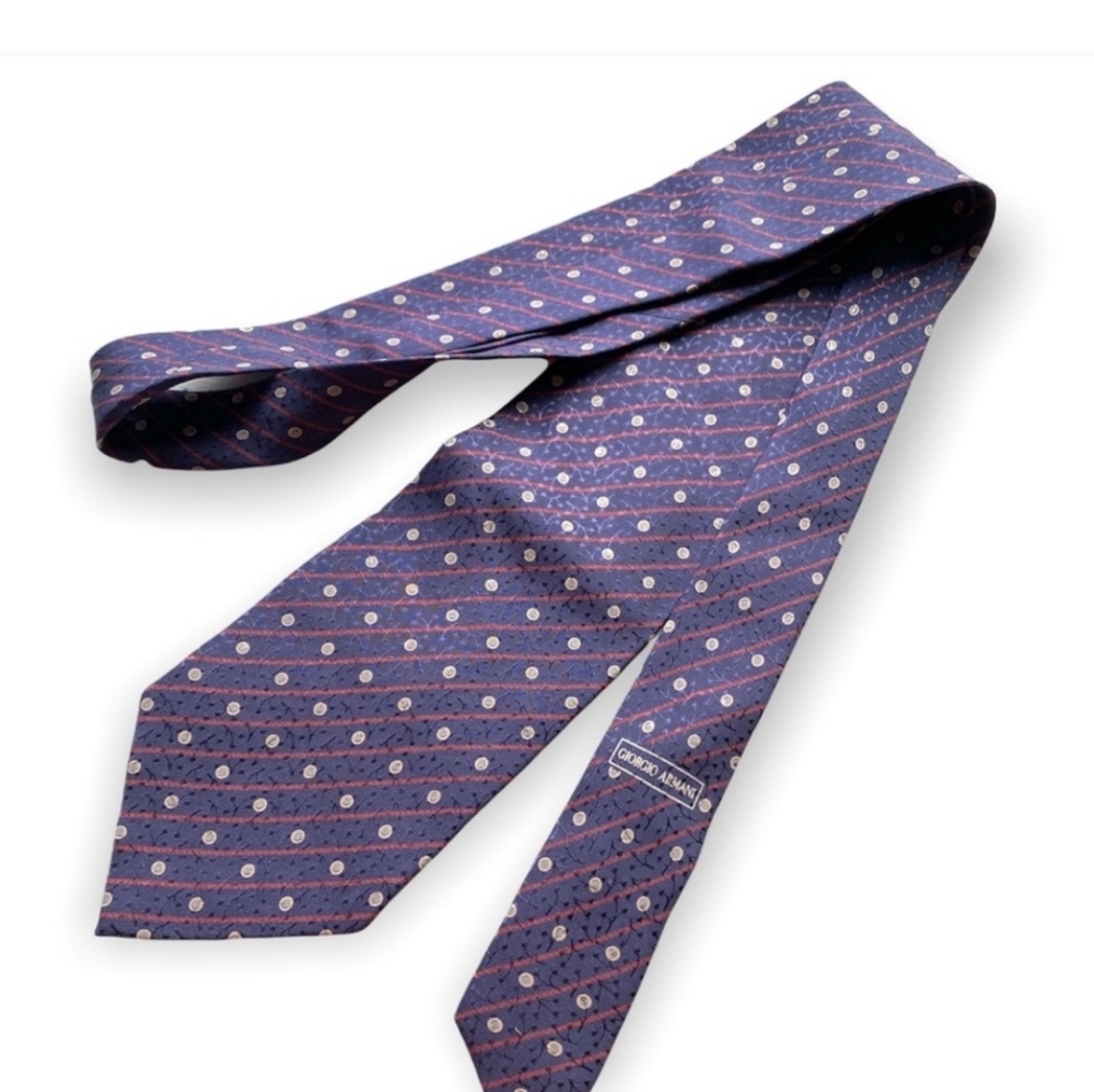 Giorgio Armani Men’s Navy Blue Silk Tie